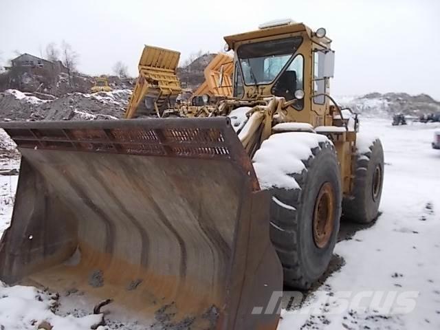CAT 980B Kolesové nakladače
