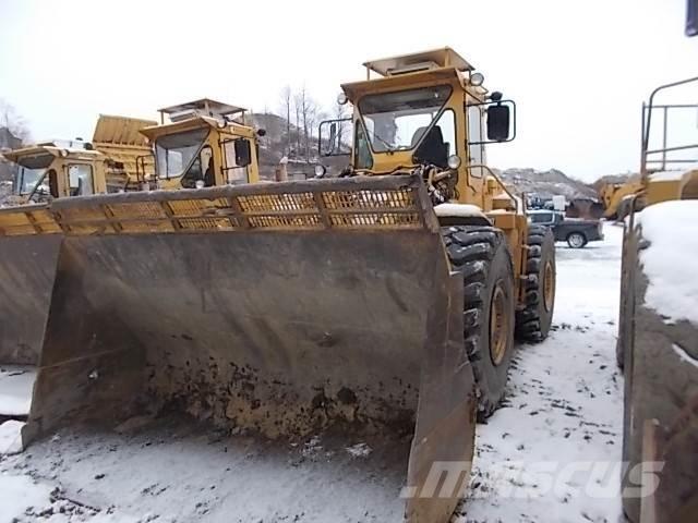 CAT 980B Kolesové nakladače