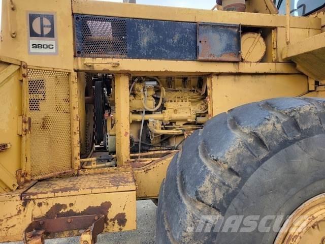 CAT 980C Kolesové nakladače