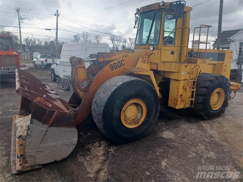 CAT 980C Kolesové nakladače