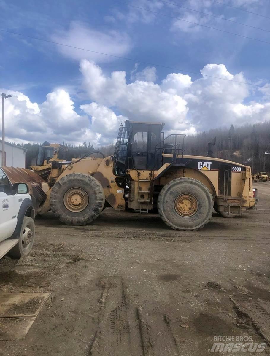 CAT 980G Pásové dozéry
