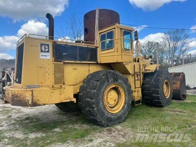 CAT 988B Kolesové nakladače