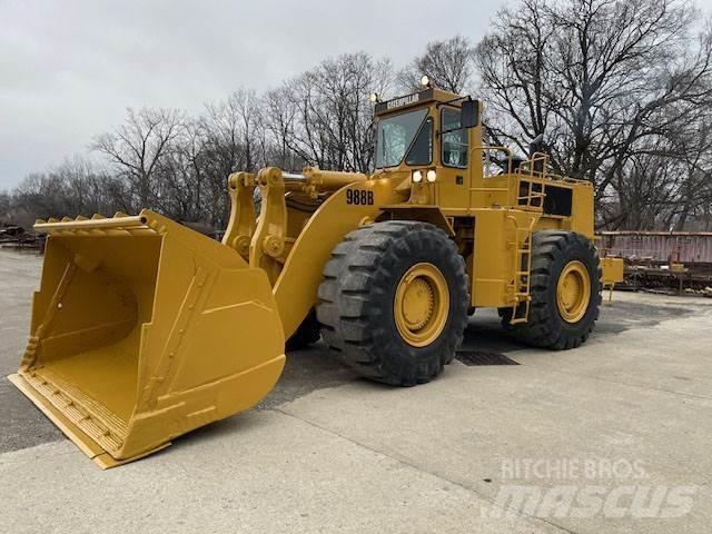 CAT 988B Kolesové nakladače