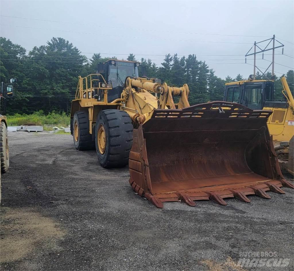 CAT 988G Kolesové nakladače
