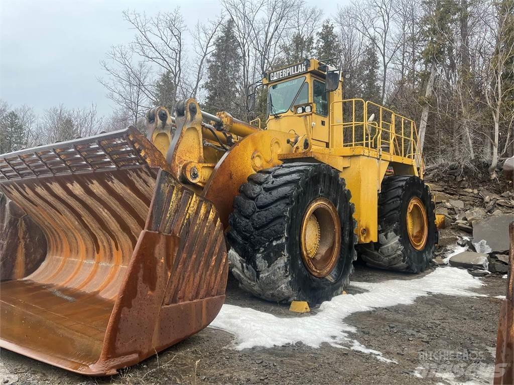 CAT 992D Kolesové nakladače