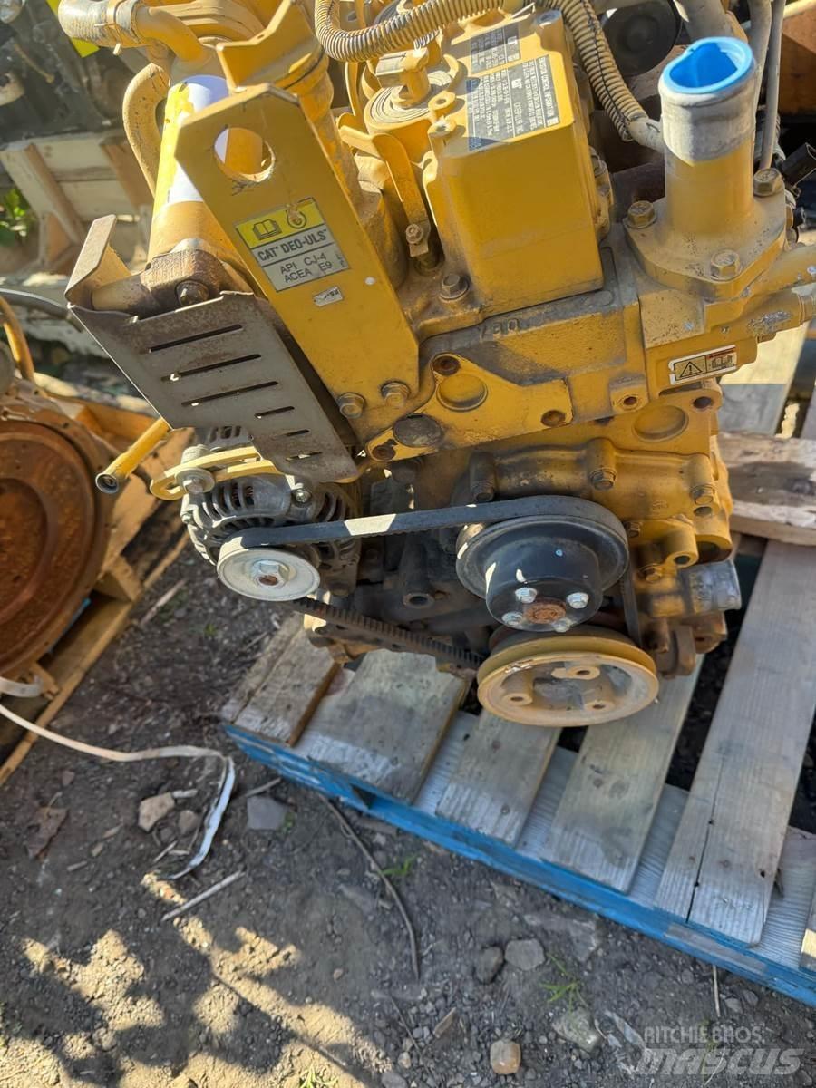 CAT C3.3B Motory