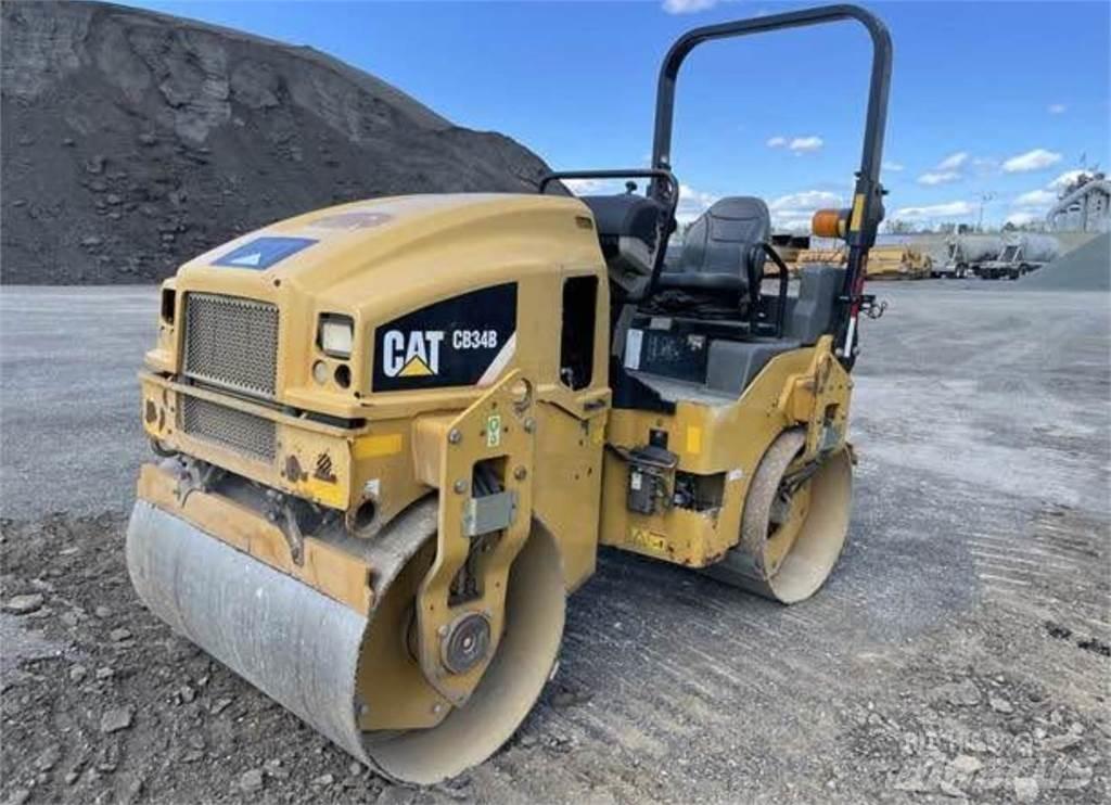 CAT CB34B Ťahačové valce