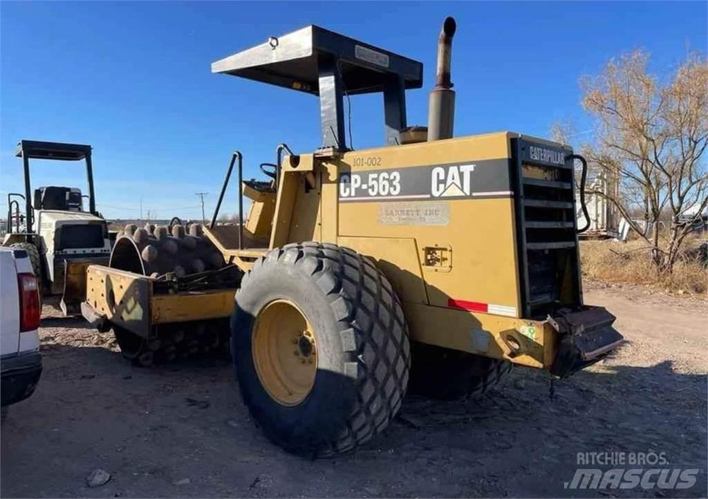 CAT CP563 Ťahačové valce