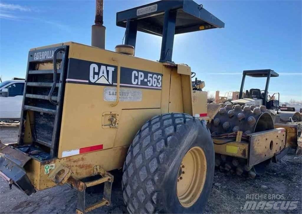 CAT CP563 Ťahačové valce