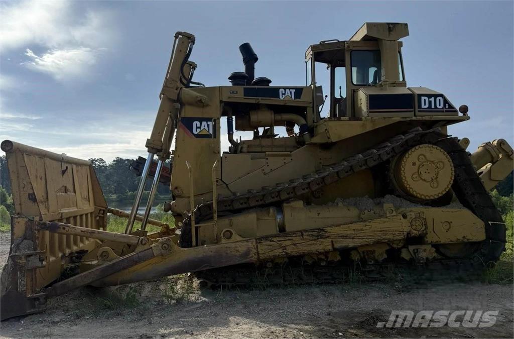 CAT D10 Pásové dozéry