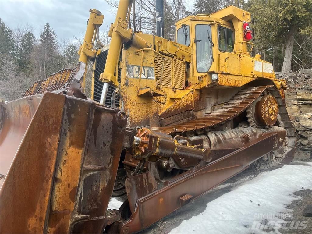 CAT D10N Pásové dozéry