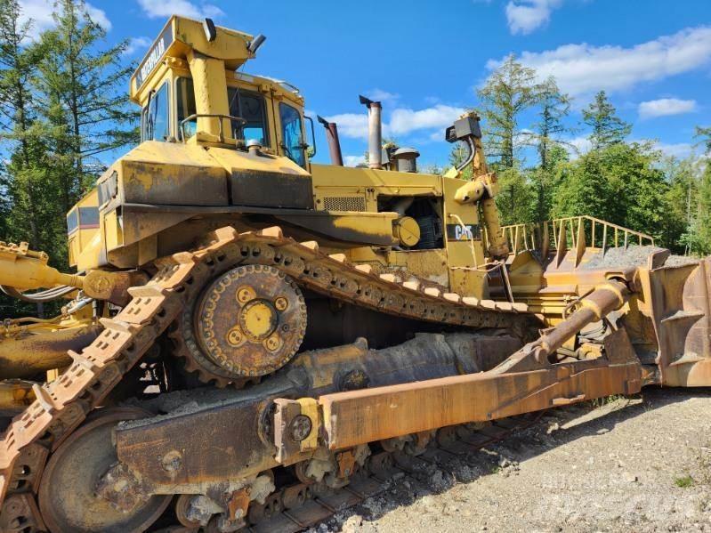 CAT D11N Pásové dozéry