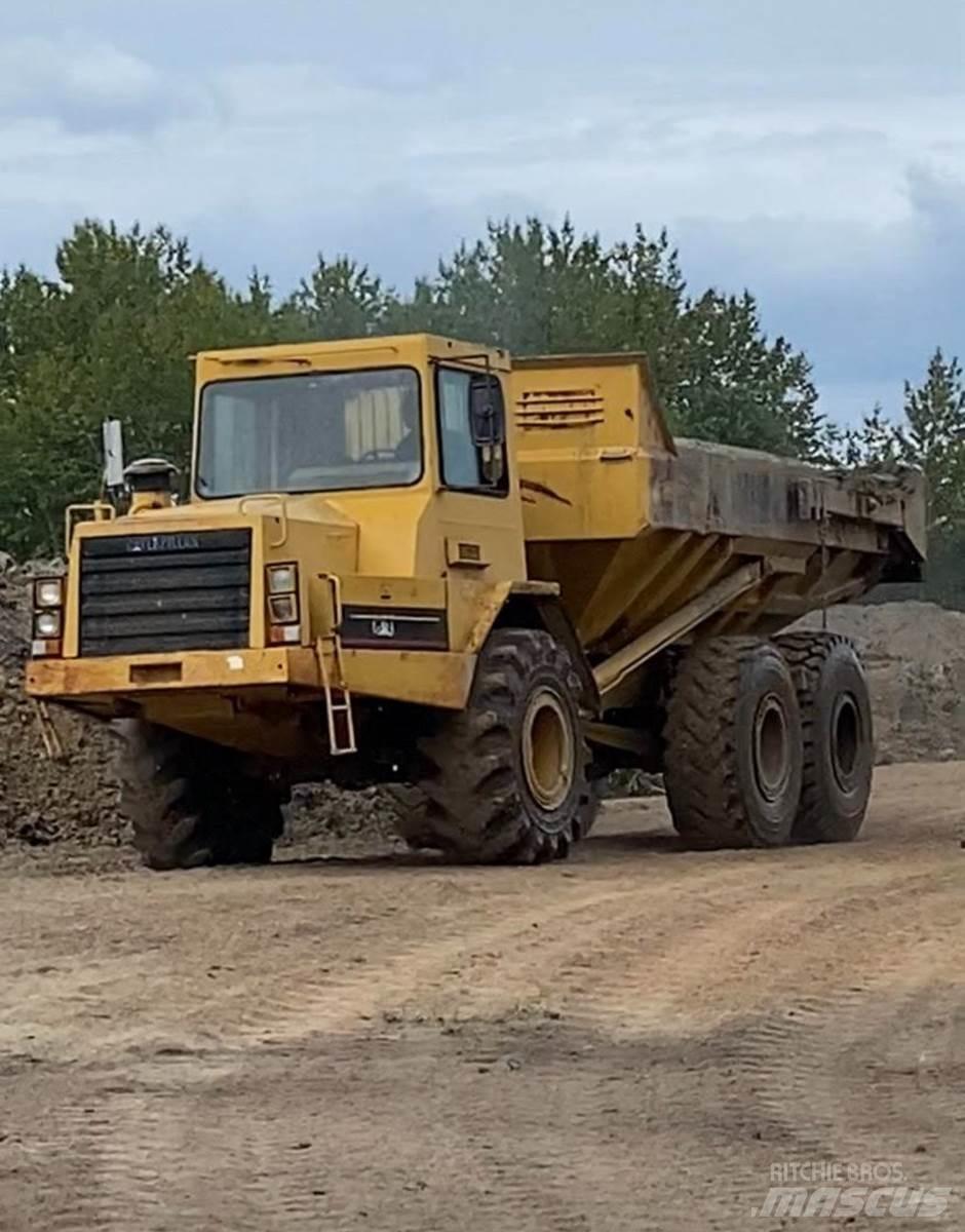 CAT D250B Kĺbové nákladné autá