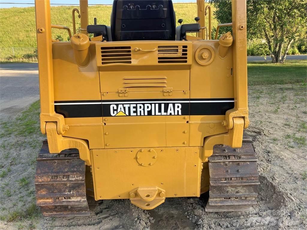 CAT D3C Pásové dozéry