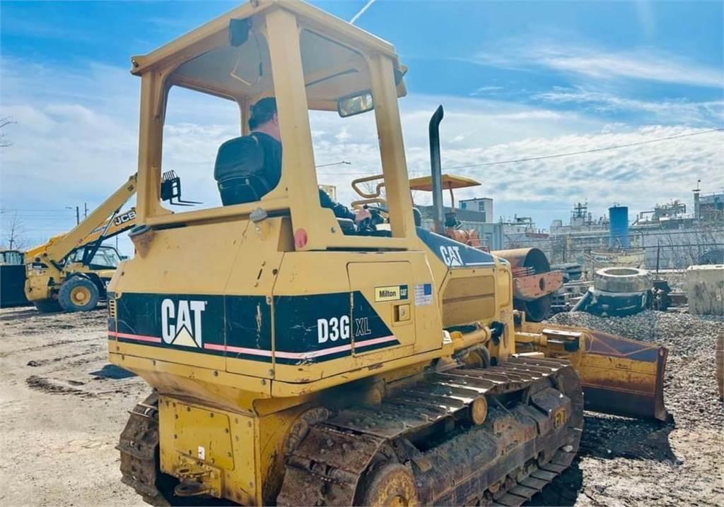 CAT D3G XL Pásové dozéry