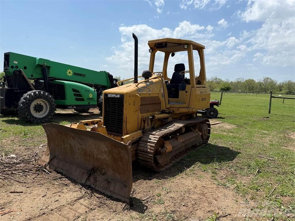 CAT D3G XL Pásové dozéry