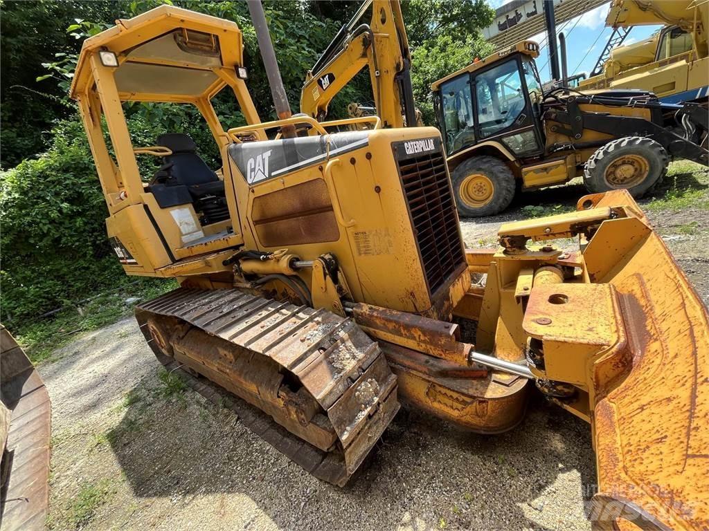 CAT D3G XL Pásové dozéry