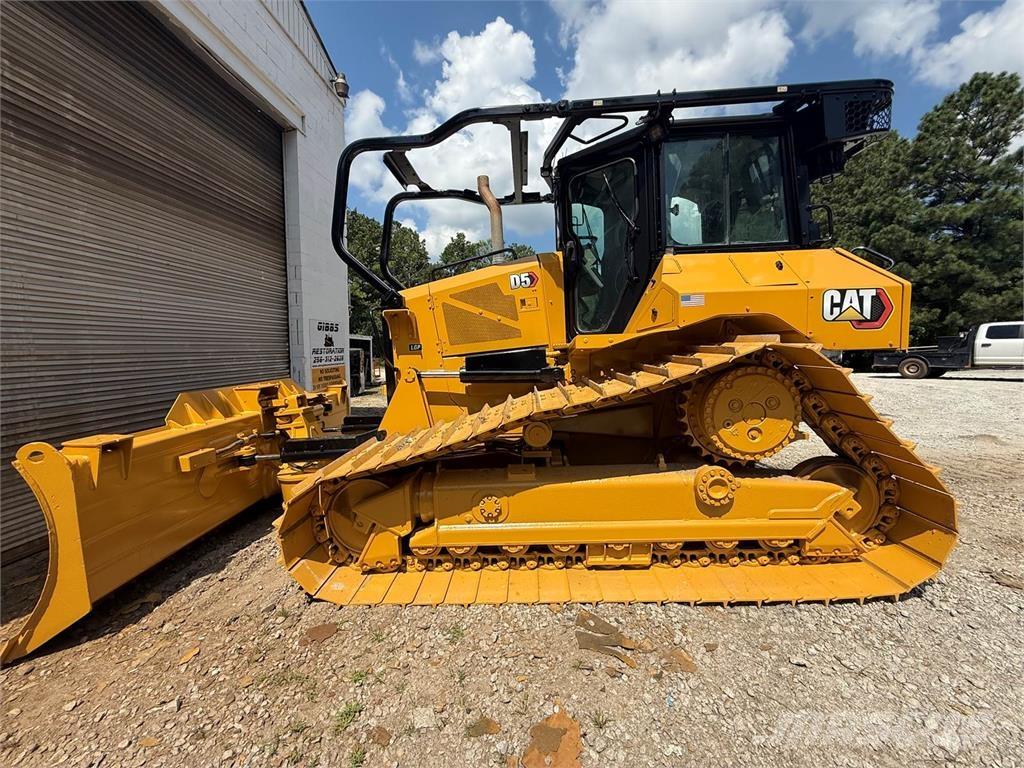 CAT D5 LGP Pásové dozéry