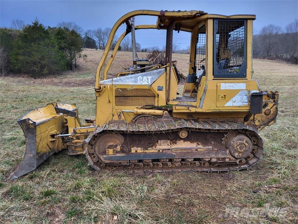 CAT D5G XL Pásové dozéry