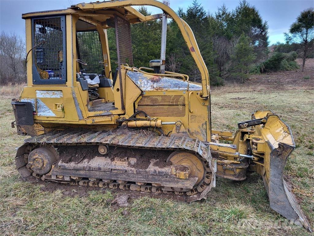 CAT D5G XL Pásové dozéry