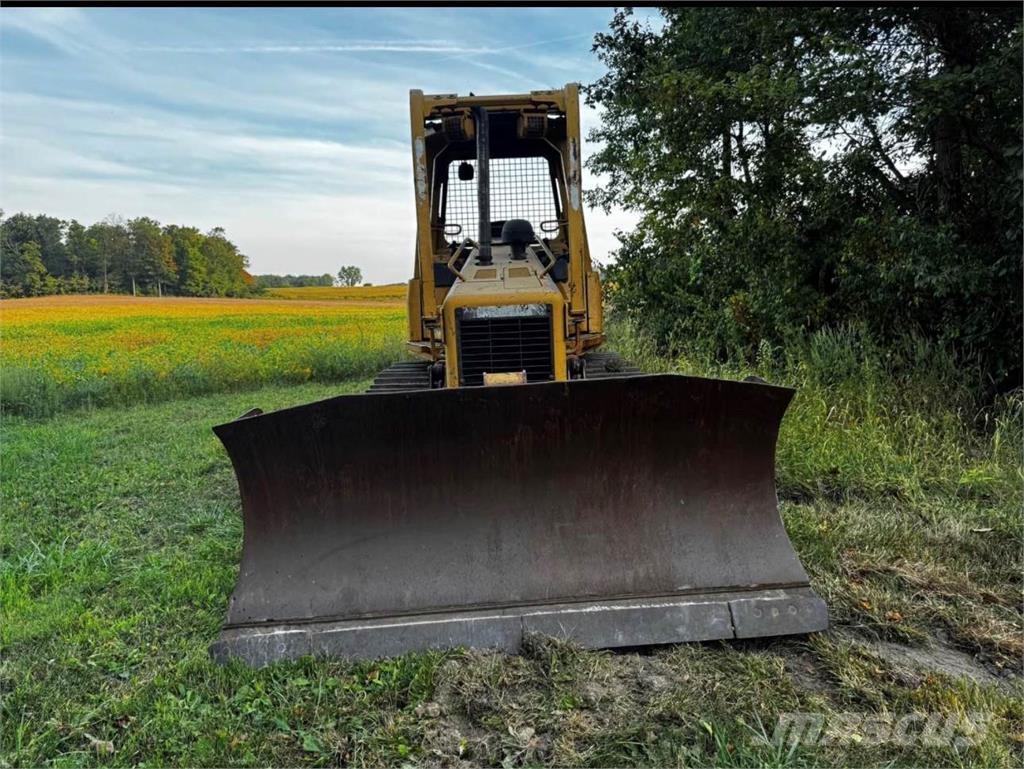 CAT D5G XL Pásové dozéry