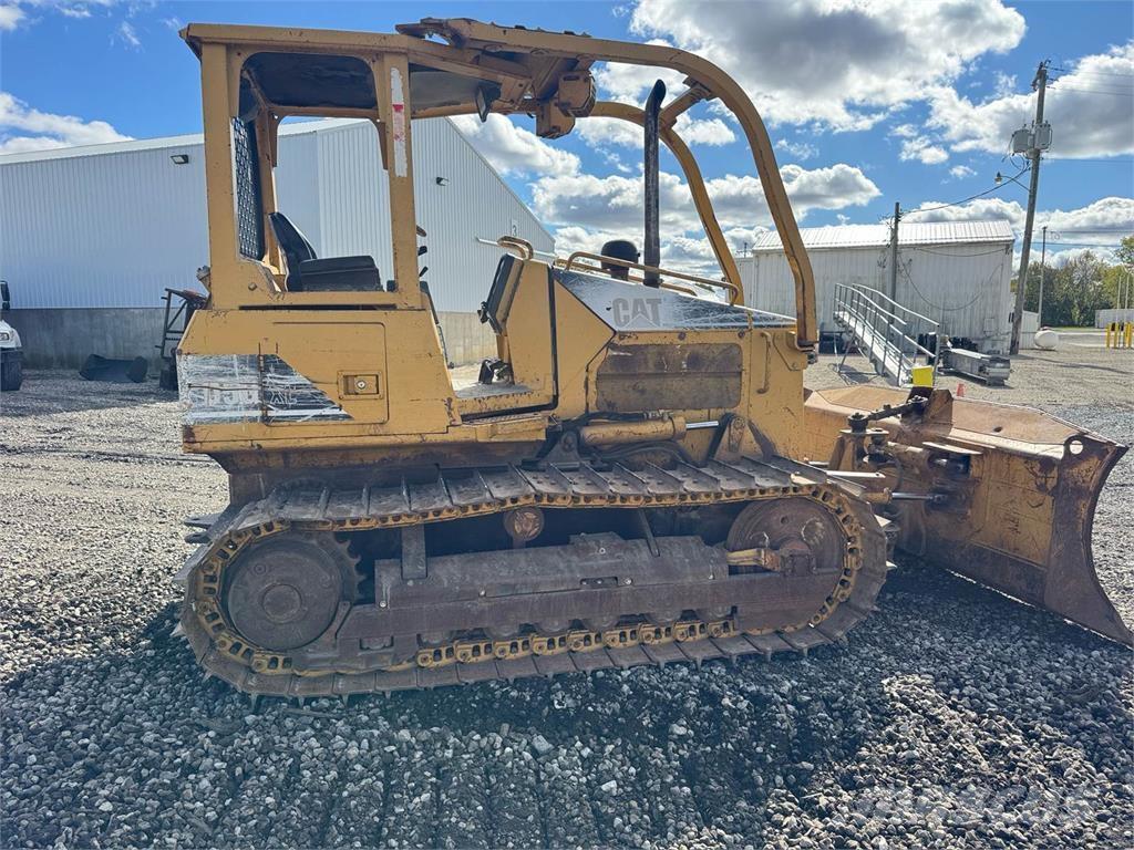 CAT D5G XL Pásové dozéry
