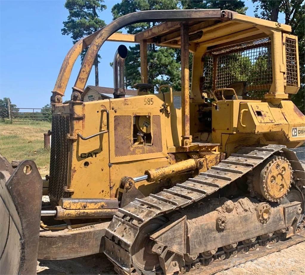 CAT D5H Pásové dozéry