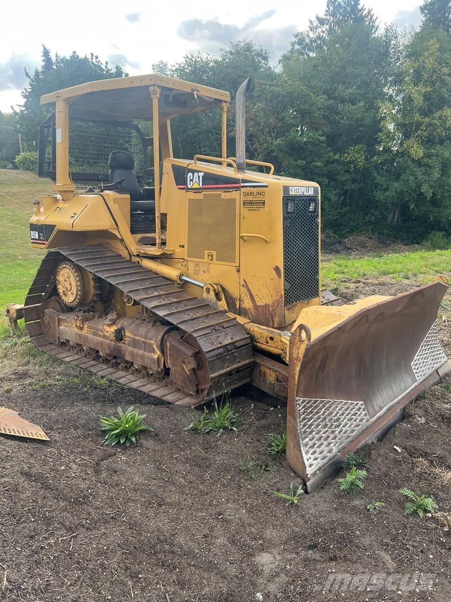CAT D5N Pásové dozéry