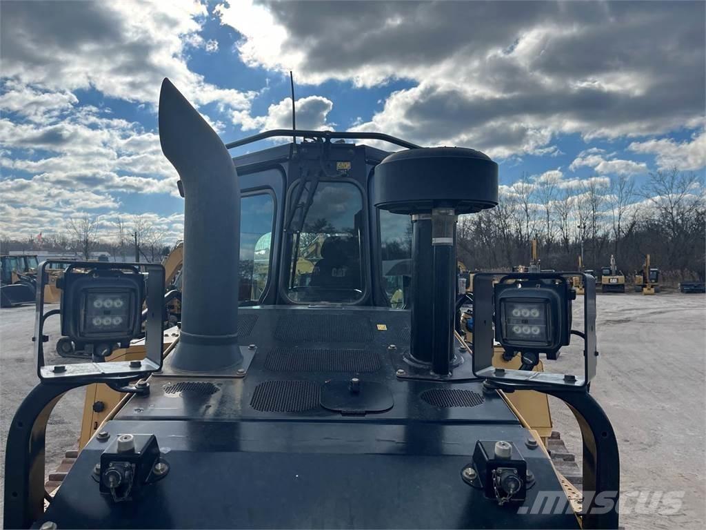 CAT D6 Pásové dozéry