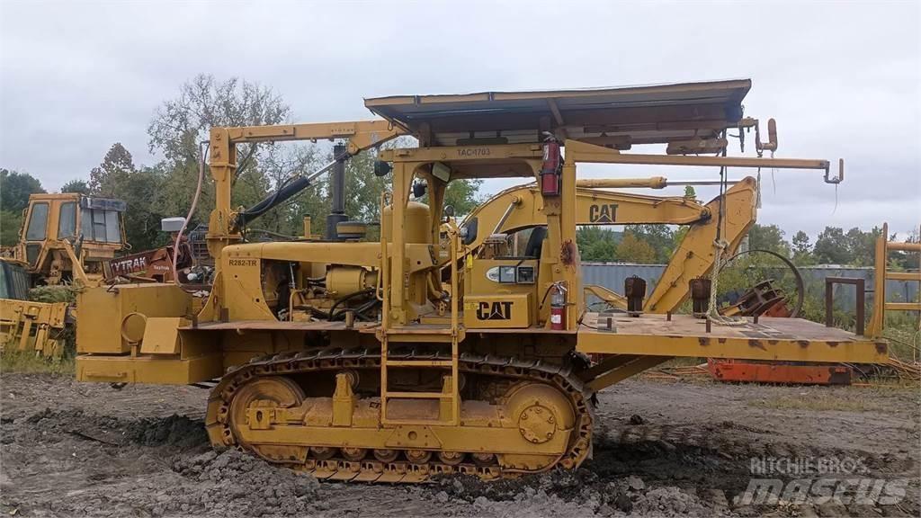 CAT D6D Pásové dozéry