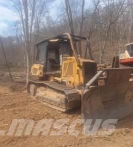 CAT D6K Pásové dozéry