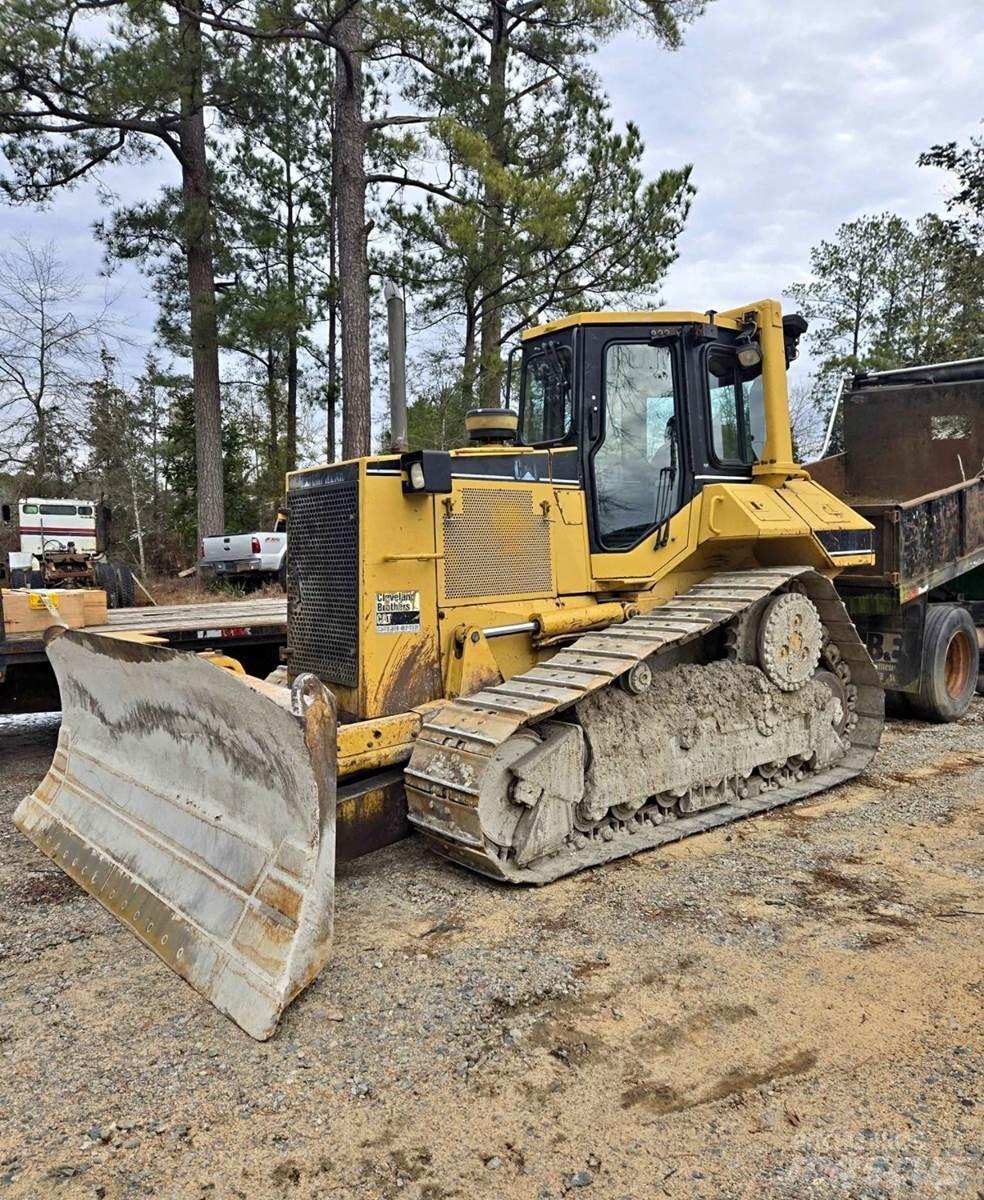 CAT D6M XL Pásové dozéry