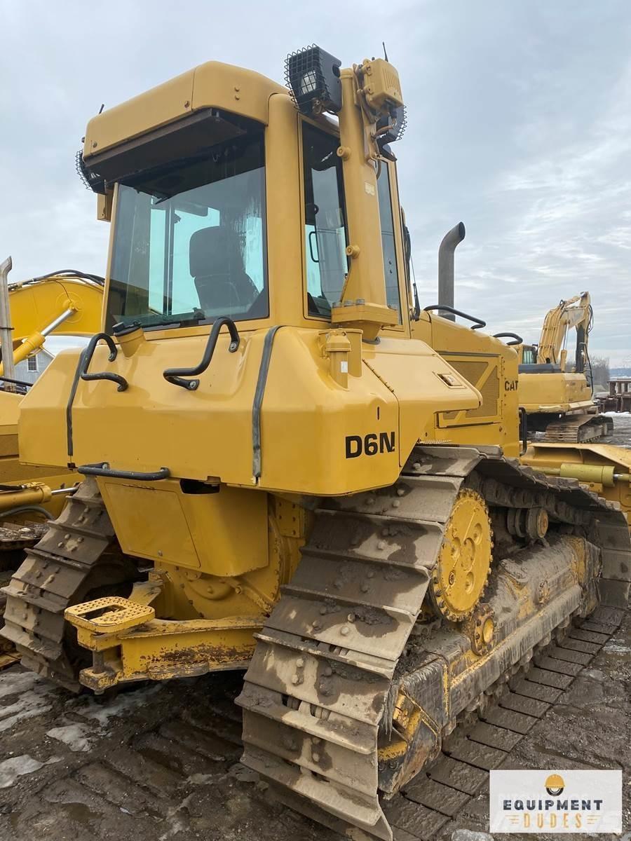 CAT D6N XL Pásové dozéry