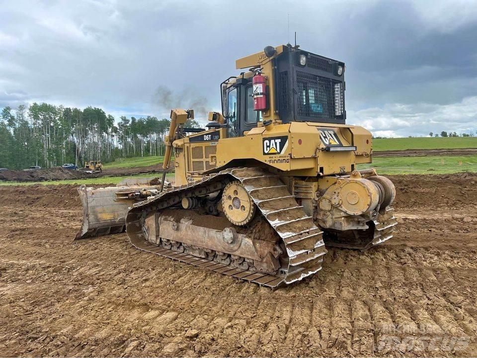 CAT D6T Pásové dozéry