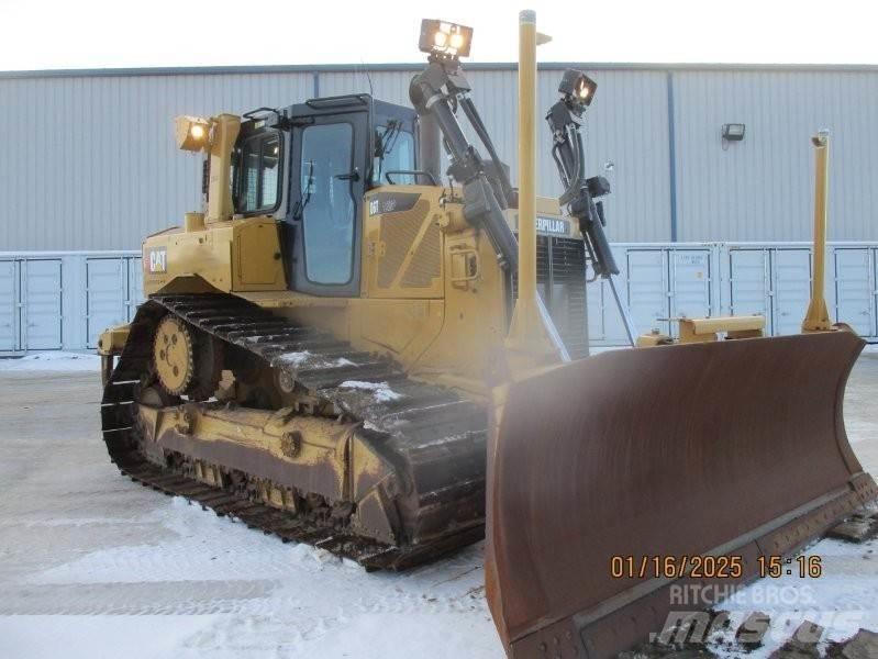 CAT D6T Pásové dozéry