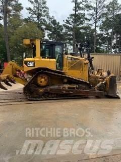 CAT D6T XL Pásové dozéry