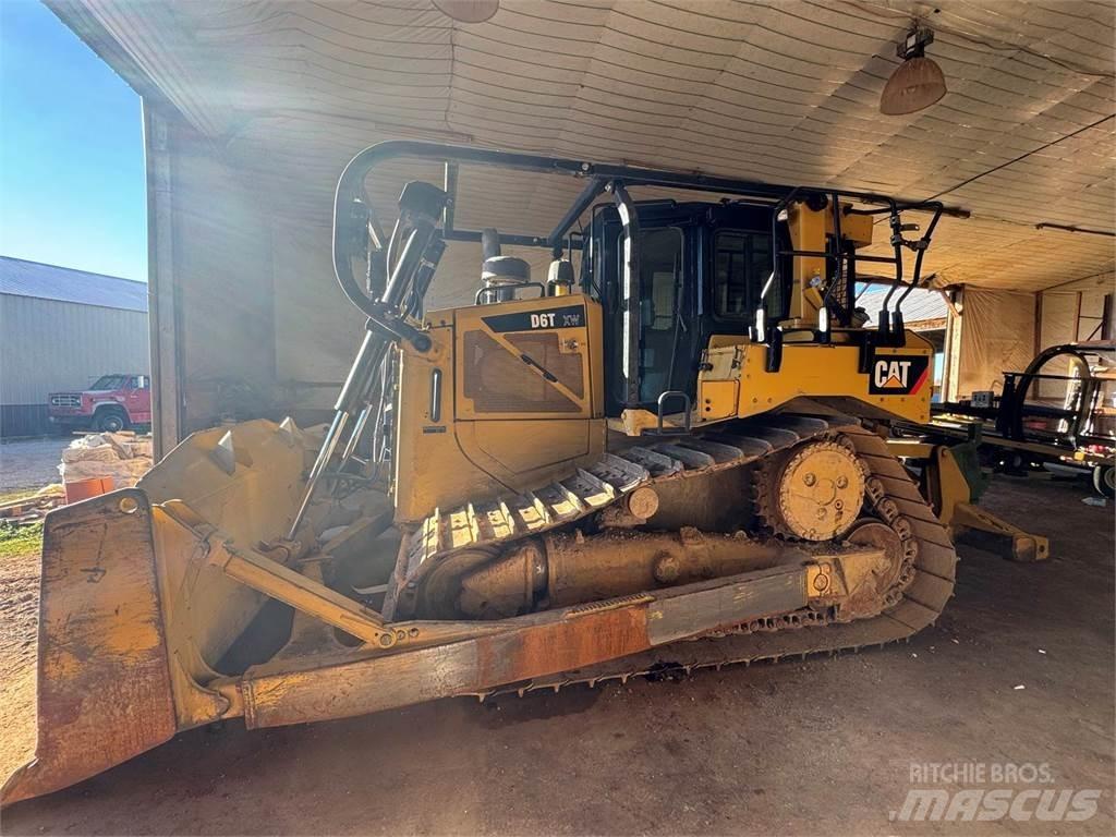 CAT D6T XW Pásové dozéry