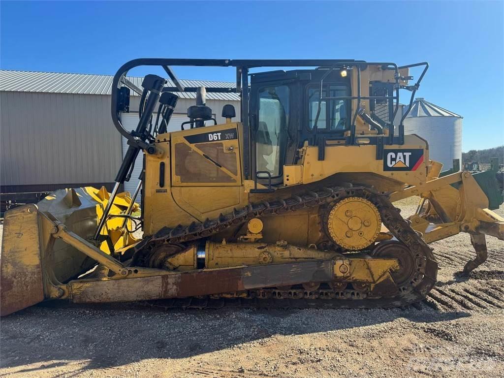 CAT D6T XW Pásové dozéry