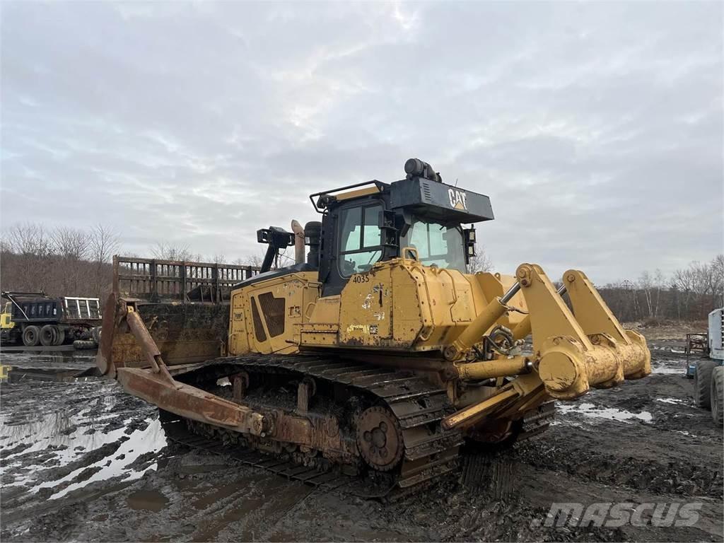 CAT D7E Pásové dozéry