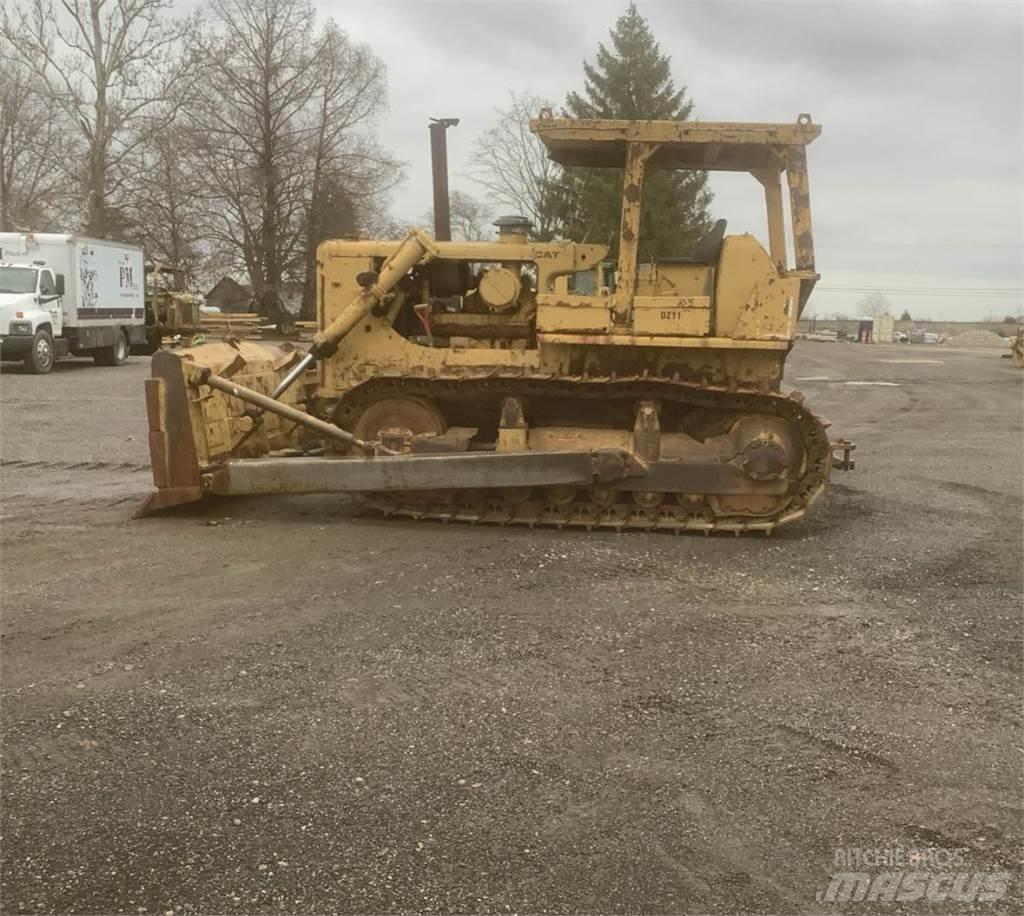 CAT D7F Pásové dozéry
