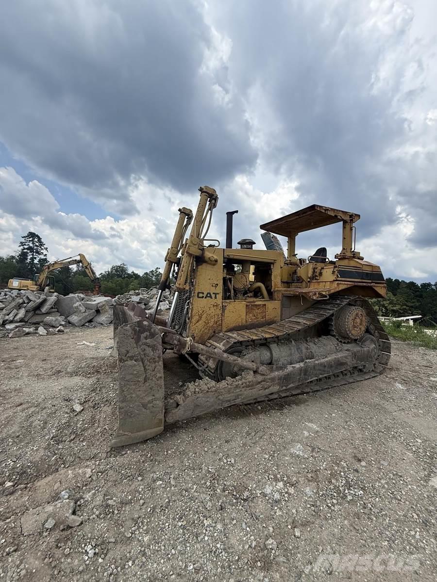 CAT D7H Pásové dozéry