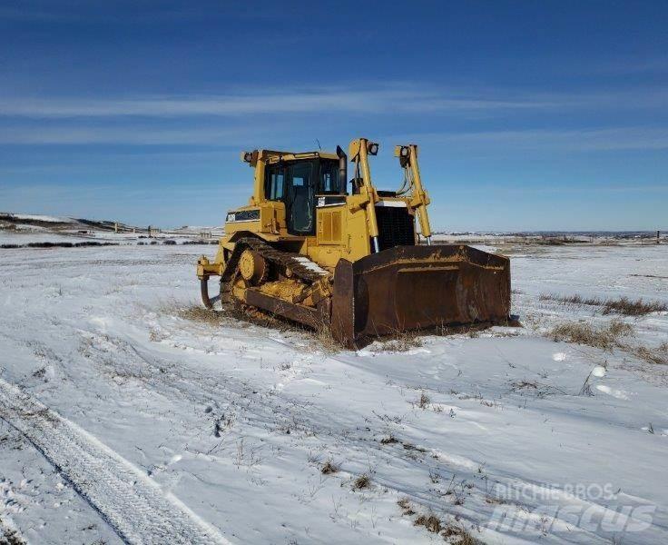 CAT D7R Pásové dozéry