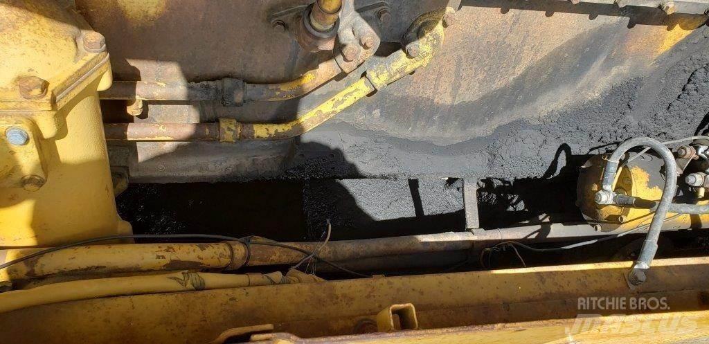 CAT D8H Pásové dozéry