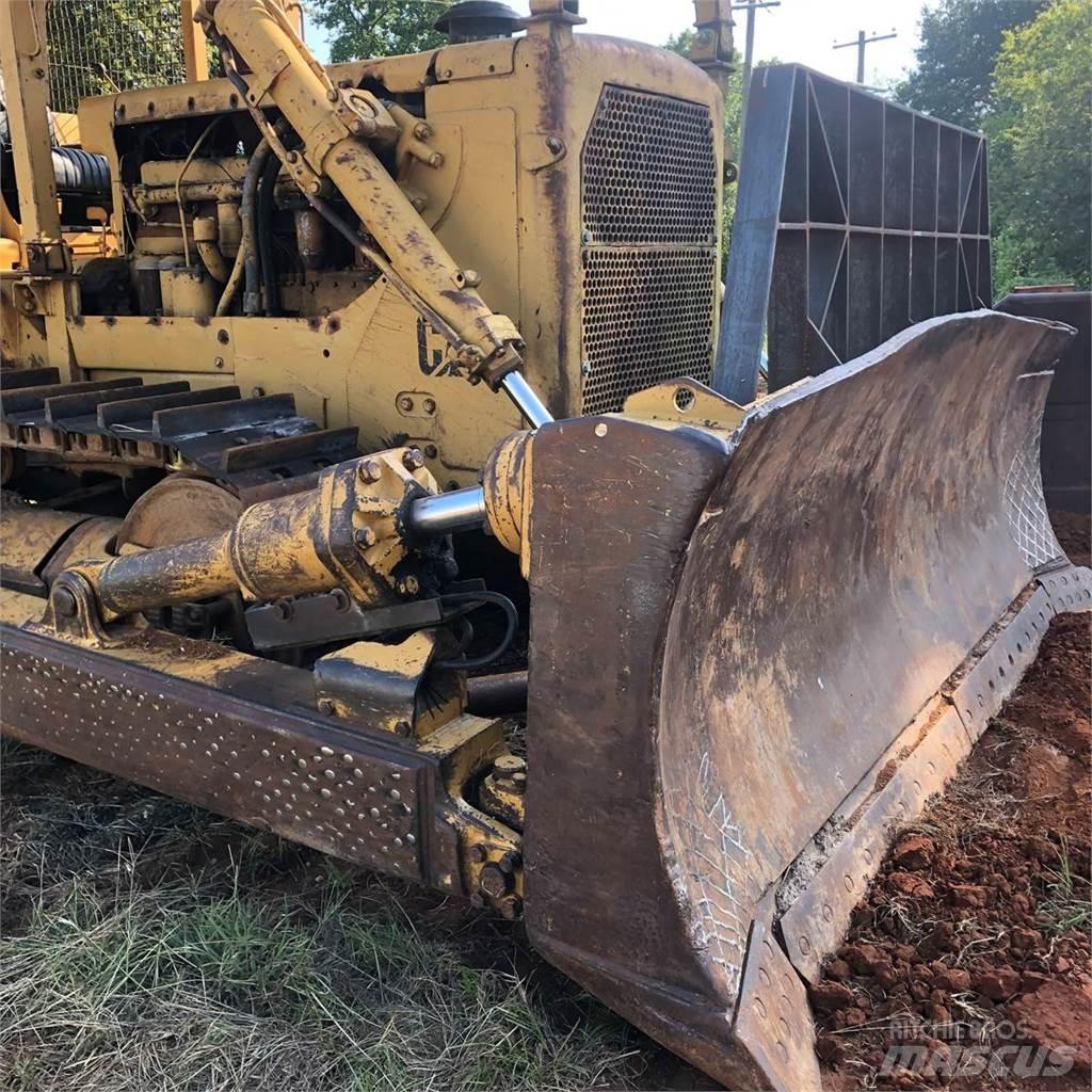 CAT D8H Pásové dozéry