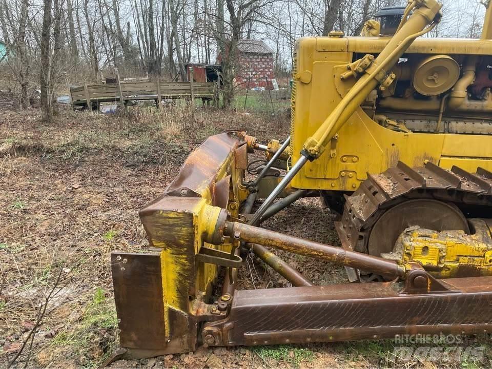 CAT D8H Pásové dozéry