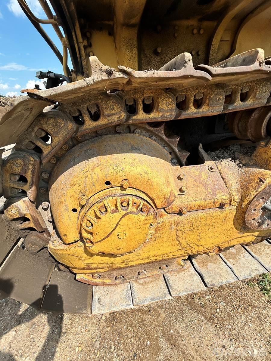 CAT D8H Pásové dozéry