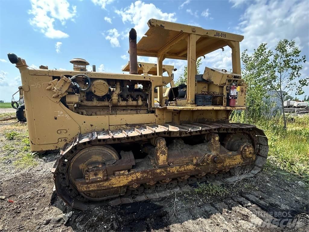 CAT D8H Pásové dozéry