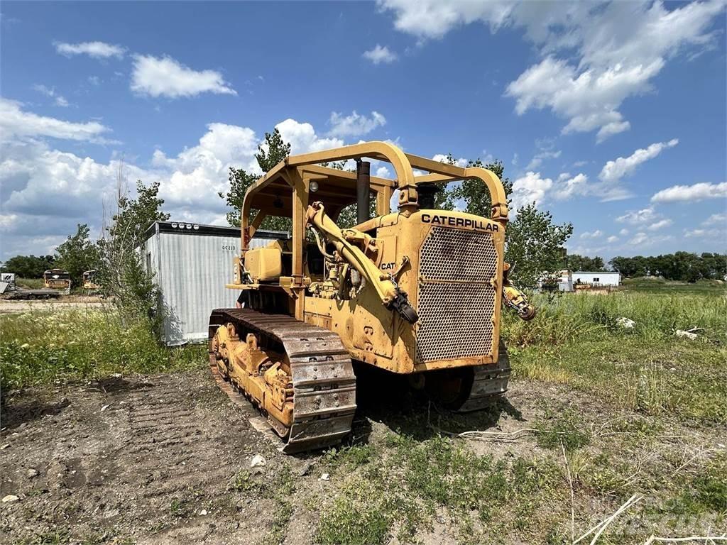 CAT D8H Pásové dozéry