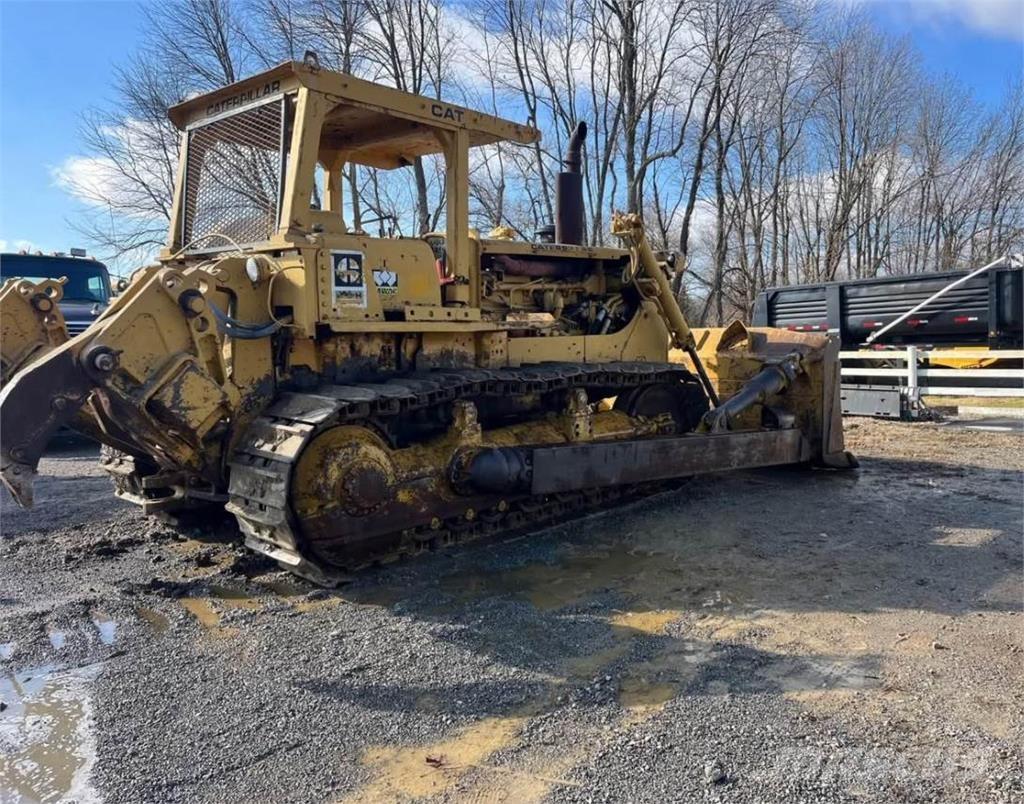 CAT D8H Pásové dozéry