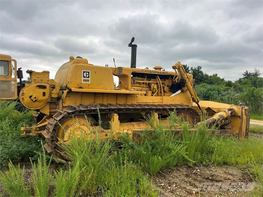 CAT D8H Pásové dozéry